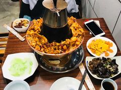 -超越炭火牛蛙火锅鸡(河东店)