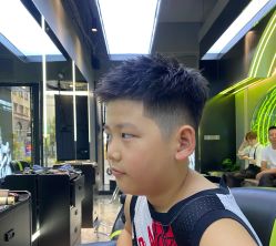 -不迫先生专业男士剪发