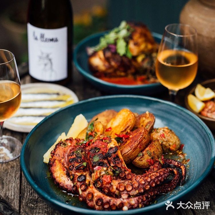 为什么上海的小酒馆都有章鱼腿