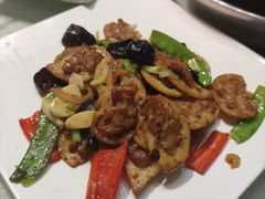 -一品美食城(石碣序伦小学店)
