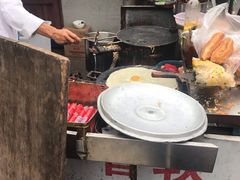 -正宗杂粮煎饼香软鸡蛋饼