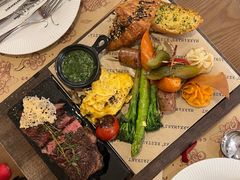 -Mark&Mars Restaurant