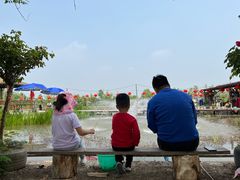 -同銮特种养殖场·龙虾垂钓