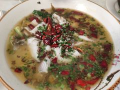 酸菜鲈鱼-汇兴源餐馆(小北路店)