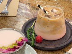 -FLOVIE FLORIST CAFE