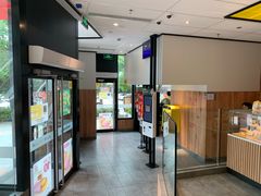 -麦当劳(浦江镇绿地乐和城店)