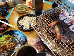 -合易泓烤肉·海肠捞饭(火车站店)