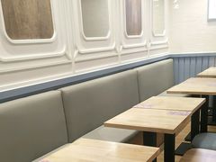 用餐区-满记甜品(巴黎春天宝山店)