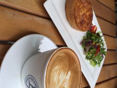iphone_upload_pic-JamaicaBlue(新城国际店)