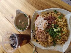 -青和小锅米线(翠湖店)