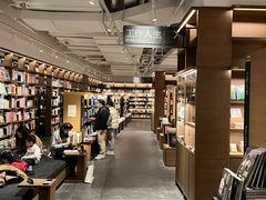 -茑屋书店(天目里店)