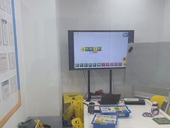 -童程童美·信息学竞赛·乐高机器人编程(长宁来福士校区)