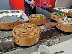 -龍歌自助小火锅(市南金茂湾店)