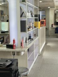 -PE SALON