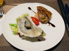 -大中华希尔顿酒店-念自助餐·嗨啤·小龙虾