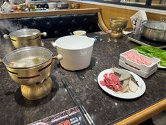 -川骄海鲜自助(王府井奥莱UP TOWN店原世界之花店)