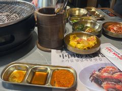 -草家酱蟹炭火烤肉店(珲春南路一店)