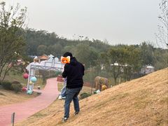 -红山体育乐园