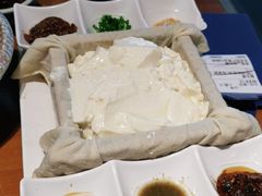 -95号酱骨·一块豆腐(展春园西路店)