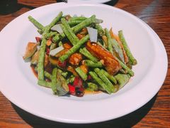 缸豆烧茄子-自己人(九码头店)