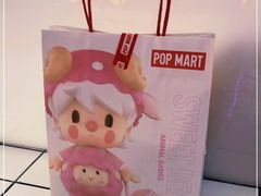 -泡泡玛特POPMART(上海环球港店)