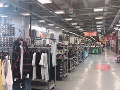 -上品折扣(回龙观店)