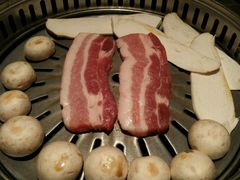烤五花肉，烤蘑菇-青松馆韩国料理(香港中路佳世客店)