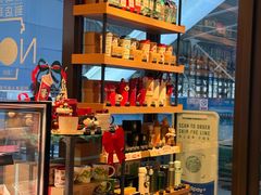 -星巴克(青岛火车北站候车大厅店)
