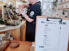 -白胡子咖啡(丽都园店)