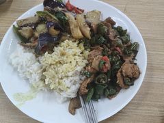 -深圳大学城荔园一食堂(校园路)