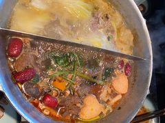 -湊湊火锅·茶憩(新中关购物中心店)