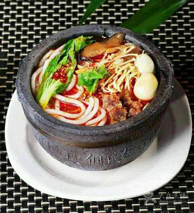 百味佳过桥米线-"百味佳过桥米线的味道很不错,第一次和朋友.