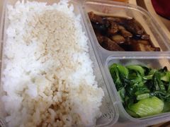 秘制红烧肉饭套餐-蜗牛小馆醉乡民谣云南菜(惠新西里店)