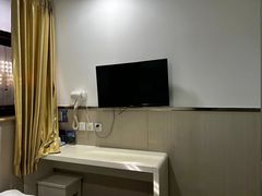 -小巢精品酒店(朝阳医院东大桥地铁站店)