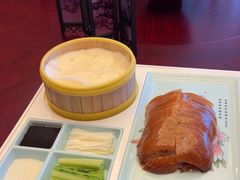 -粤尚腾香居中餐厅(首都机场希尔顿店)