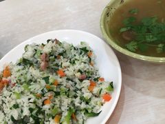 -老妈食光小馆(国权路店)