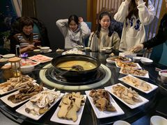 -野菌皇海景野生菌火锅(滨海大道店)