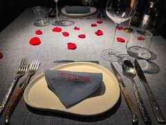 -弦月窗LUNETTE BY AMANDA(复兴路店)