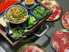 -楠小云·云南鲜牛野生菌自助火锅(九眼桥店)