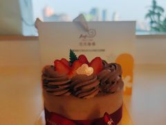 -花花卷卷·鲜食蛋糕(静安久光百货店)