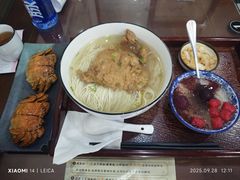 -百年老字号·观振兴蟹黄面·三虾面·苏式面(观前街富仁坊巷店)