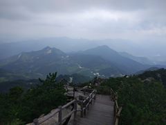-罗田薄刀峰风景区