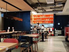 大堂-必胜客(新中纬店)