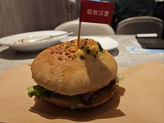 -必胜客(尹山湖歌林公园店)