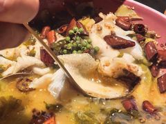 非遗老坛酸菜鱼-花椒俏川菜小馆(南海万达店)