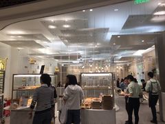 -奈雪的茶(市百一店)