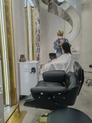 -Kraemer Paris  苏豪路易士·嘉玛发廊