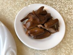 豉油皇乳鸽-新东城喜宴海鲜酒家(同德店)