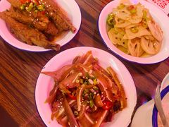 -三镇卤货二公司(汉街店)