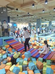-反弹蹦床公园·运动乐园·团建·亲子派对(深圳观澜湖店)